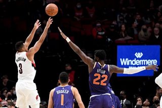 NBA: CJ McCollum, Blazers get jump on Suns in rout