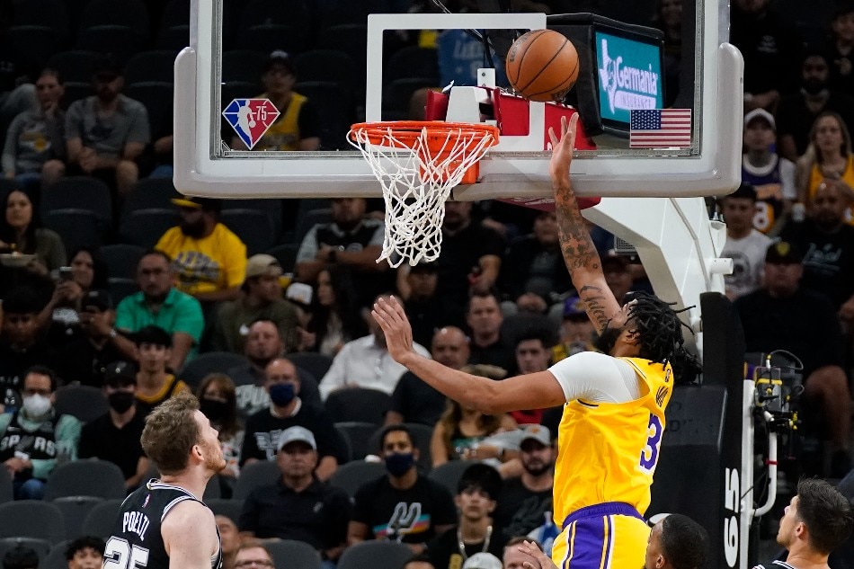 Los Angeles Lakers forward Anthony Davis (3) lays in a basket in the first half against the San Antonio Spurs at AT&T Center. Scott Wachter, USA TODAY Sports/Reuters