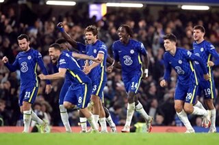 Football: Chelsea survive Southampton shootout