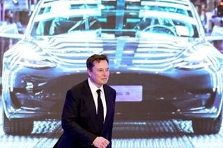 Twitter users say 'yes' to Musk's proposal to sell 10 percent of his Tesla stock