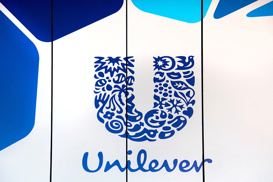 The logo of Unilever is seen at its building in Rotterdam, Netherlands August 21, 2018. REUTERS/Piroschka van de Wouw, Reuters/ Photo
