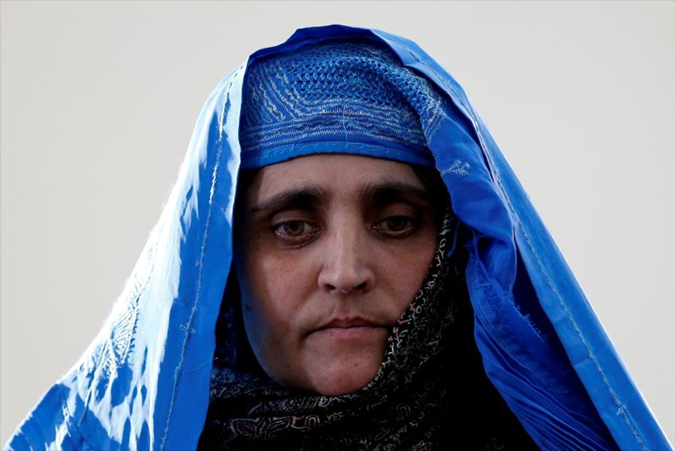 FILE PHOTO: Sharbat Gula, the green-eyed 
