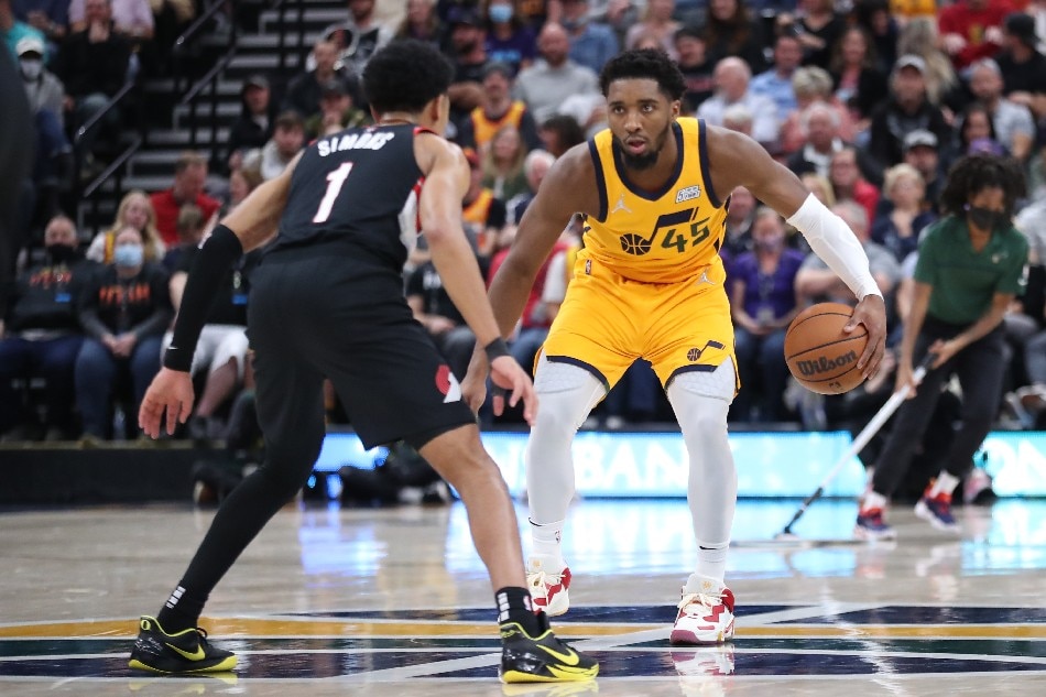 Utah Jazz guard Donovan Mitchell (45) brings the ball up the court in the fourth quarter against the Portland Trail Blazers at Vivint Arena. Rob Gray, USA TODAY Sports/Reuter.
