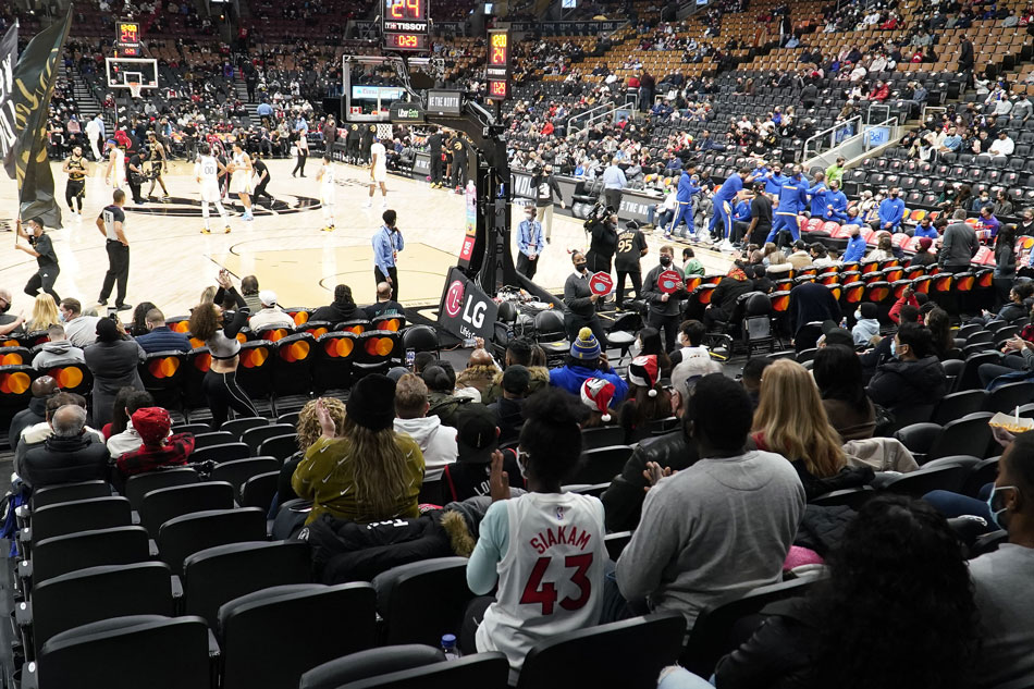  A view of reduced capacity at Scotiabank Arena due to COVID-19 restrictions for a game between the Golden State Warriors and Toronto Raptors. John E. Sokolowski, USA TODAY Sports/Reuters.
