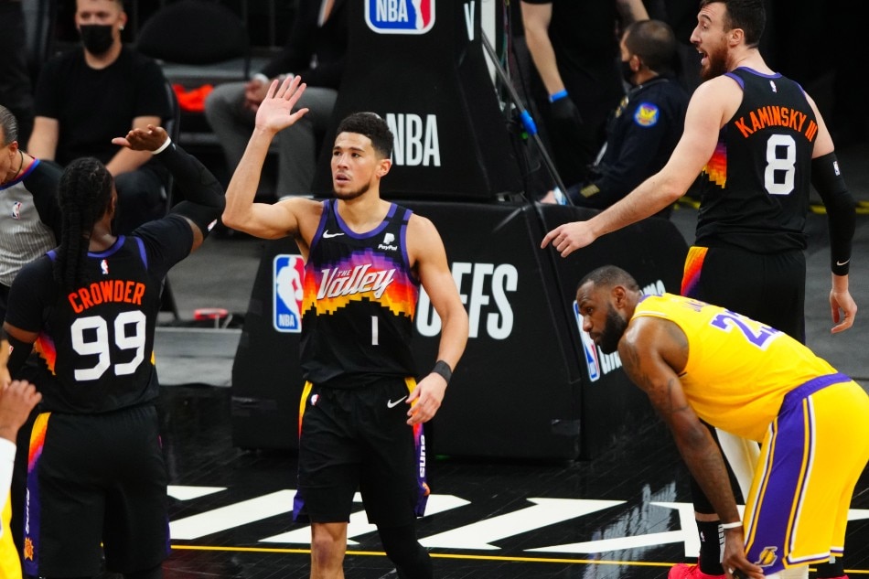 NBA: Devin Booker leads Suns to blowout win, 3-2 lead over Lakers 1