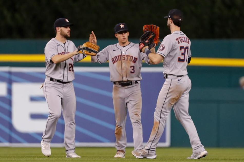 Astros stretch winning streak to 6 with 3-2 win over Tigers