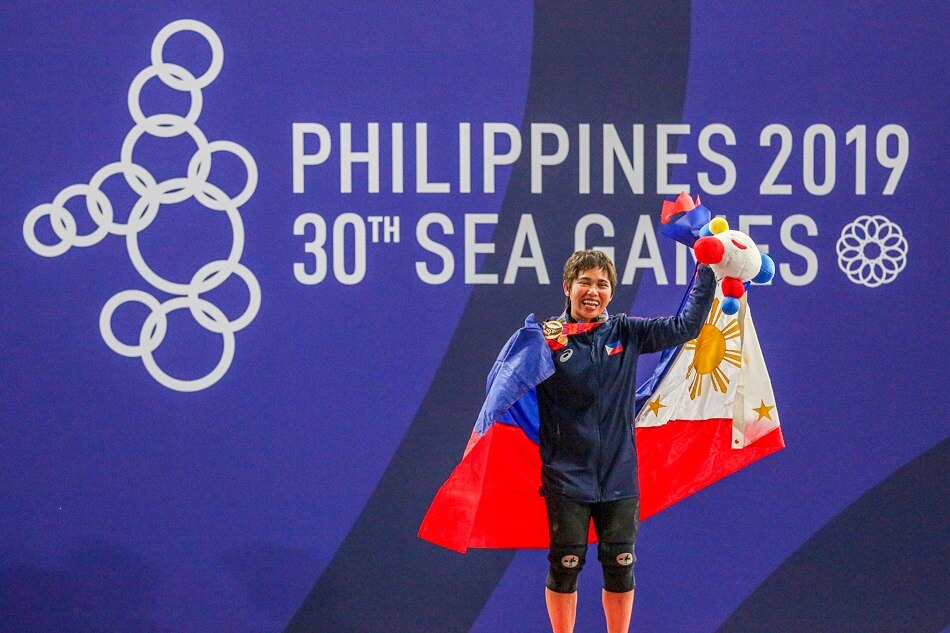 IN PHOTOS: From debuting Olympian in 2008, Hidilyn finally reaches mountaintop 8