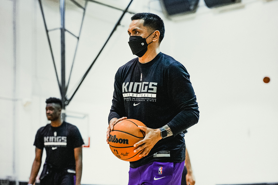 Jimmy Alapag, now an assistant coach for the Sacramento Kings. Photo courtesy of the Kings on Twitter (@SacramentoKings).