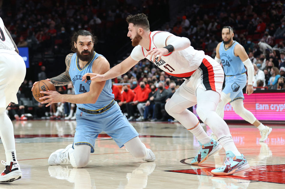 Memphis Grizzlies center Steven Adams (4) keeps his dribble against Portland Trail Blazers center Jusuf Nurkic (27) in the second half at Moda Center. Jaime Valdez, USA TODAY Sports/Reuters.
