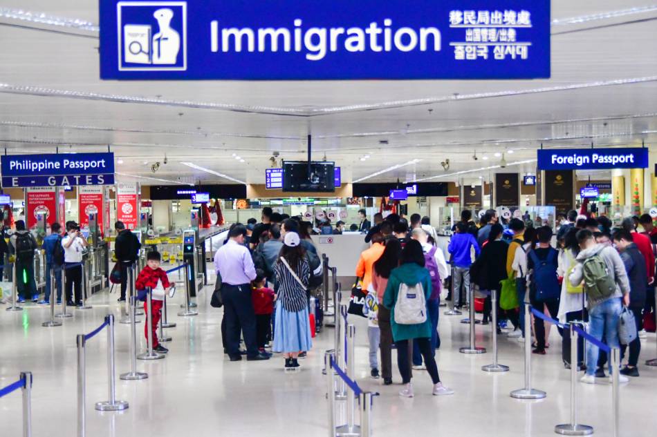 airport ceo arriving passengers stuck in trminal