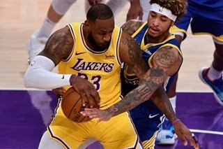 NBA: LeBron, Lakers stake perfect road mark in Chicago