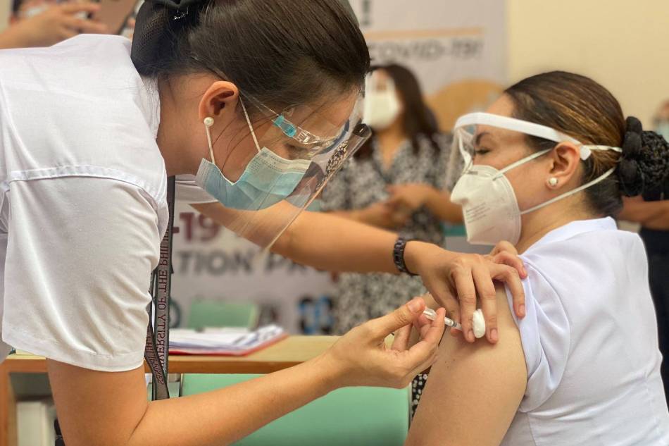 FAST FACTS: The COVID-19 vaccination rollout in the Philippines 1