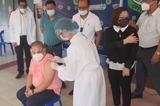 COVID-19 vaccination umarangkada sa ilan pang lalawigan
