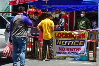 COVID-19 lockdown in Ongpin, Manila