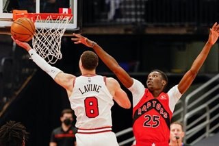 NBA: Bulls get assistance from Zach LaVine, bench in win over Raptors