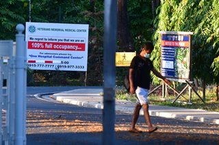 Mga ospital sagad na ang kapasidad, di pa rin umano nababayaran ng PhilHealth