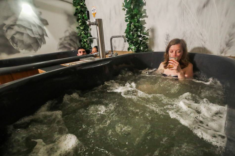 Barley bubbles: Beer spa opens in Brussels 1