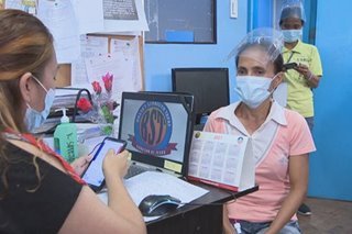 LGUs may mga diskarte para matulungan ang mahihirap sa vaccine booking
