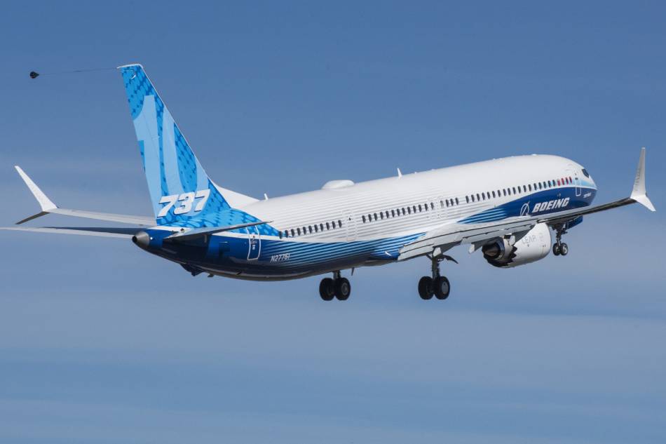 Newest Boeing 737 MAX makes first test flight 1