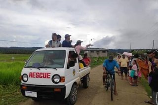 Mga residente sa Northern Samar, lumikas dahil sa sagupaan ng militar at NPA