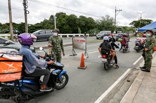 Mas maagang curfew, quarantine pass ipatutupad sa Metro Manila ECQ