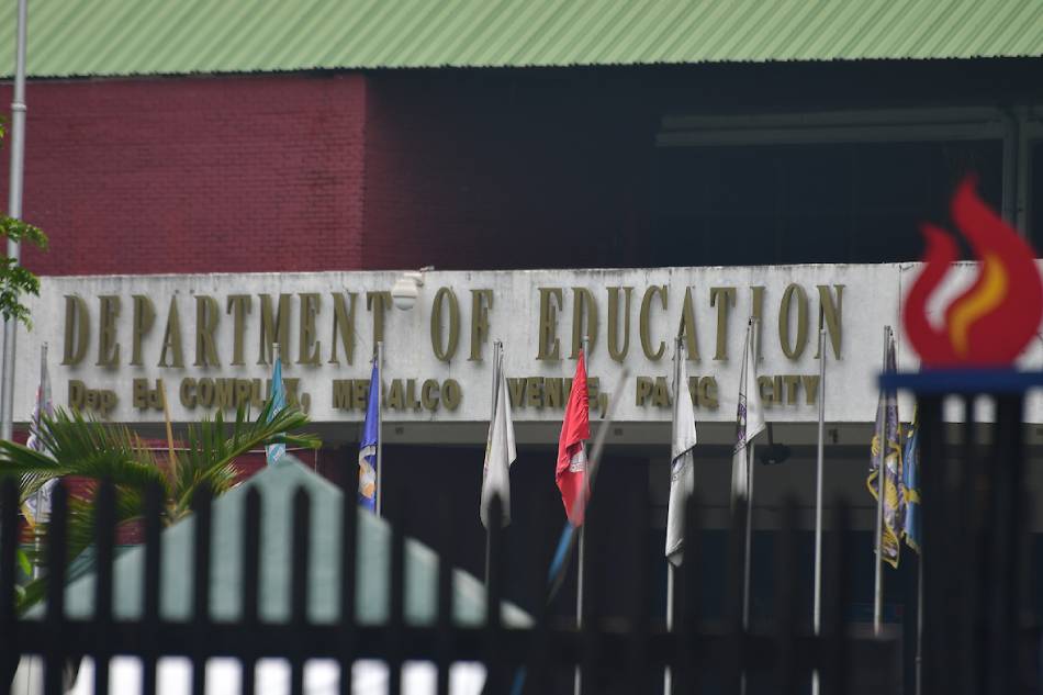 Deped Allows Teachers Not To Report Onsite May 2 13 Abs Cbn News 5279