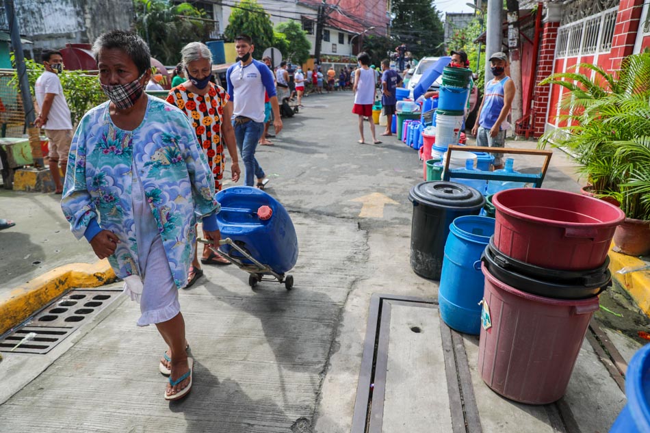 Waiting for water as Maynilad extends service interruption