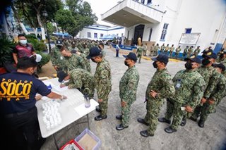 Manila cops undergo drug testing