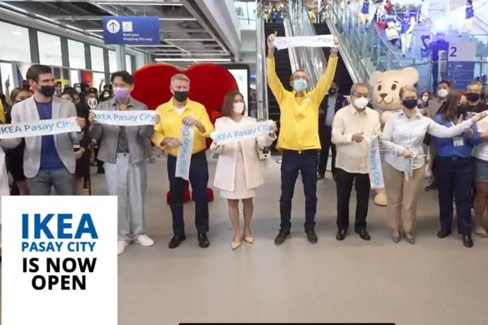 Local government officials join SM Supermalls President Steven Tan, IKEA Pasay City Store Manager Georg Platzer, and Swedish Ambassador to the Philippines Annika Thunborg at the store opening on Nov. 25, 2021. Screenshot