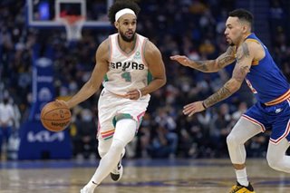 NBA: Spurs knock off Warriors, run winning streak to 4