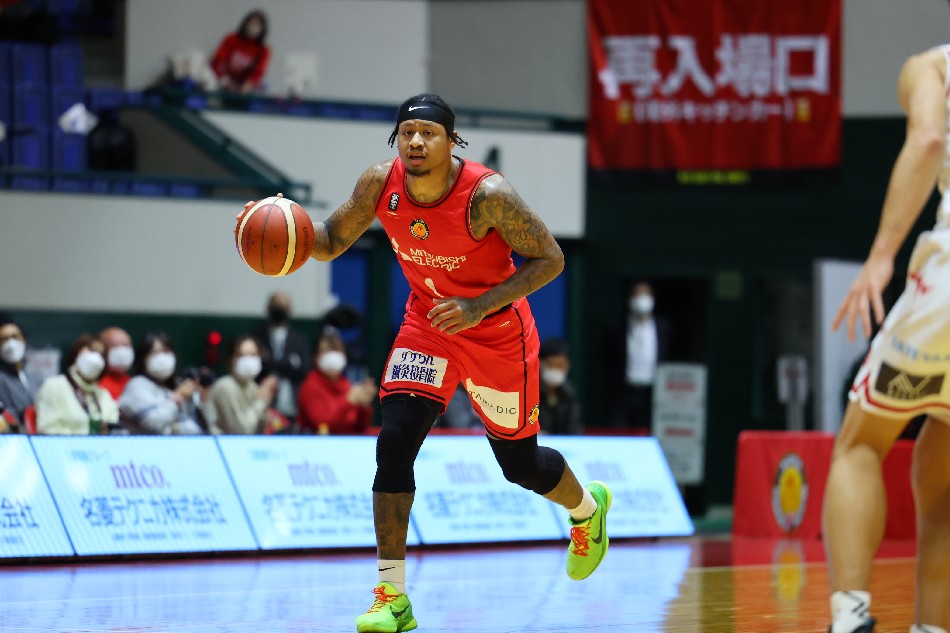 Ray Parks and the Nagoya Diamond Dolphins completed a weekend sweep of the Toyama Grouses. (c) B.LEAGUE