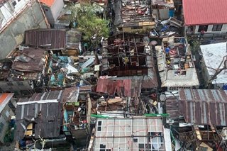 Netizens kani-kaniyang paghagilap ng mga di makontak dahil sa Odette