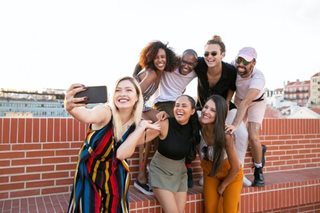 Mobile camera takes photos fit for every skin tone