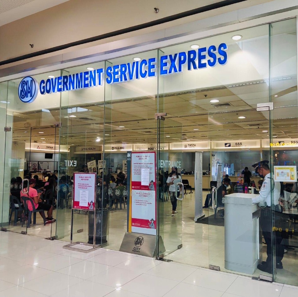 SM City Pampanga offers Government Service Express, so people don't have to travel to Manila to process their documents.  Image source: SM Supermalls