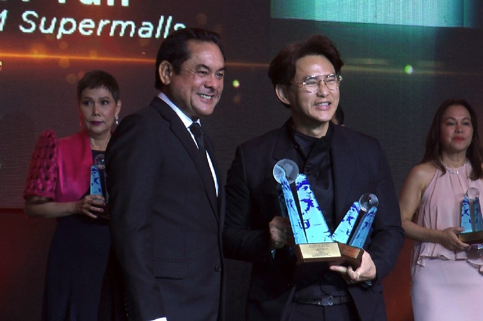 SM Supermalls President Steven Tan was named Global Filipino Executive of the Year in the 2022 Asia CEO Awards. Photo source: SM Prime
