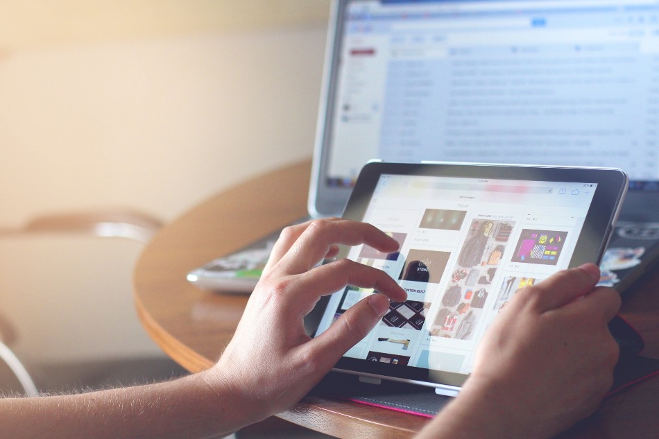 Pexels [LINK OUT: https://www.pexels.com/photo/laptop-technology-ipad-tablet-35550/