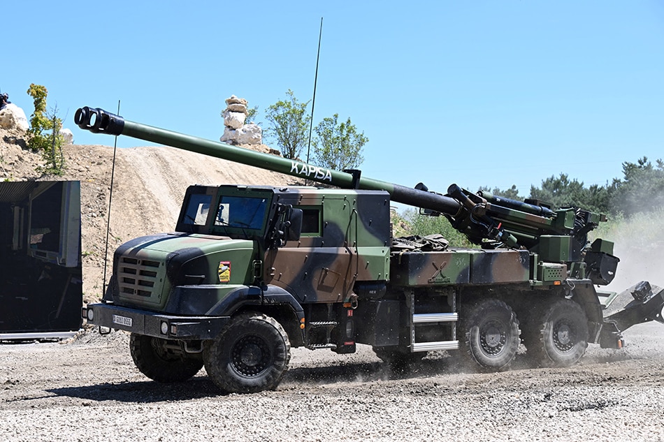 Ukraine parades new French Caesar howitzer | ABS-CBN News