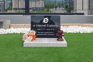 Internet Explorer 'tombstone' in South Korea goes viral