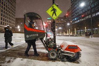 Heavy snow, bitter cold in Chicago