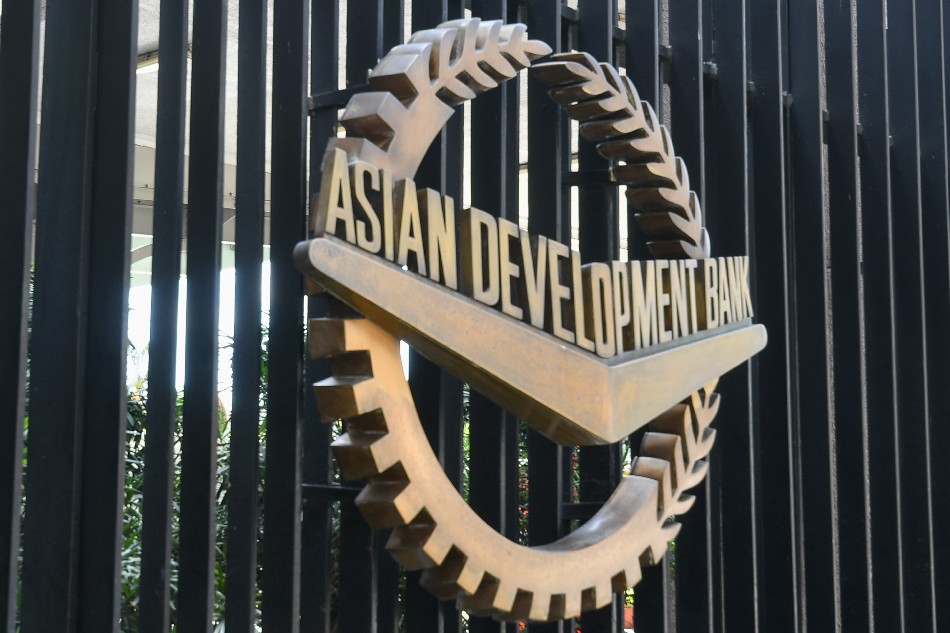 The facade of the Asian Development Bank headquarters in Ortigas on August 25, 2020. Mark Demayo, ABS-CBN News/File