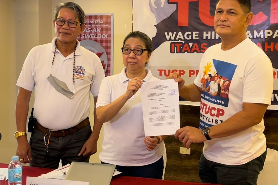  Hiniling ng TUCP na itaas hanggang P814 ang minimum daily wage sa Region XI, nitong ika-23/24 ng Marso 2022. Kuha ni Chrislen Bulosan