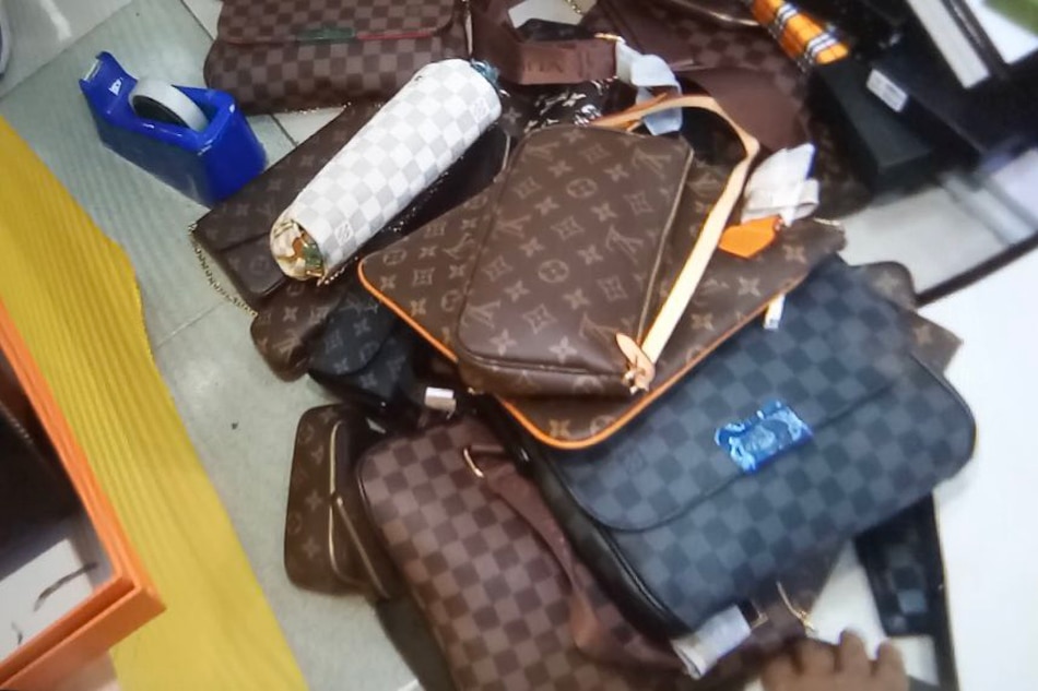 Cracking down on counterfeit: Over 100 sacks of fake Louis Vuitton goods  seized at Greenhills Shopping Center - Bilyonaryo Business News