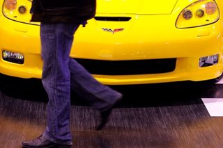 GM announces it will make electric Corvette