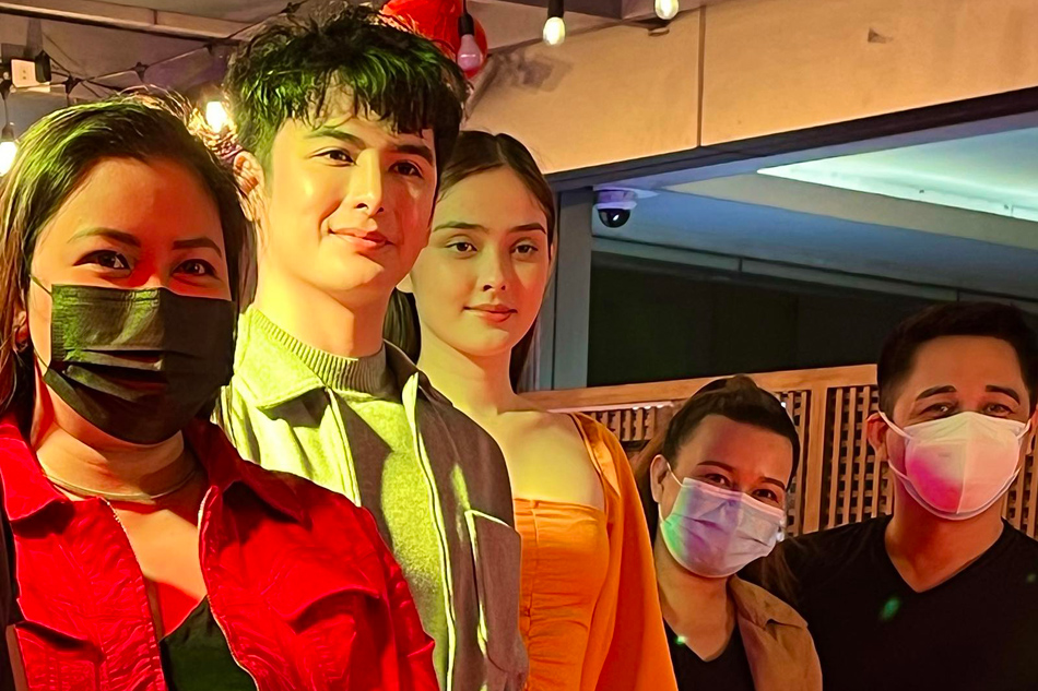 Teejay Marquez and Janelle Lewis (center) at 