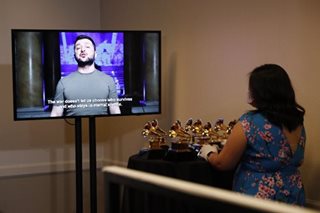 Grammys: Tributes, digs, a Ukraine moment, but no slaps