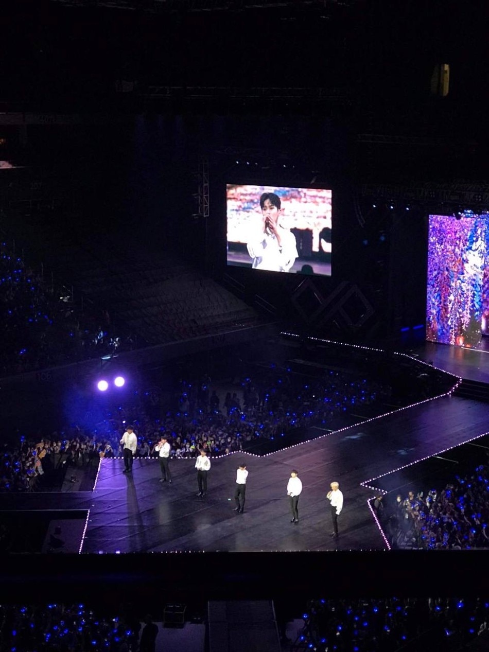 Super Junior took the stage of the Mall of Asia Arena to apologize to fans over the abrupt postponement of their concert following the death of a member’s father, August 6, 2022. Photo courtesy of Reya Buenaventura
