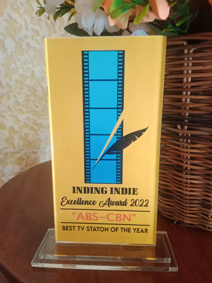 ABS-CBN, kinilala bilang Best TV Station of the Year sa Inding-Indie Film Festival 2022.