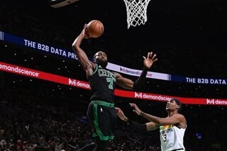 NBA:Brown takes Celtics back to top of the East
