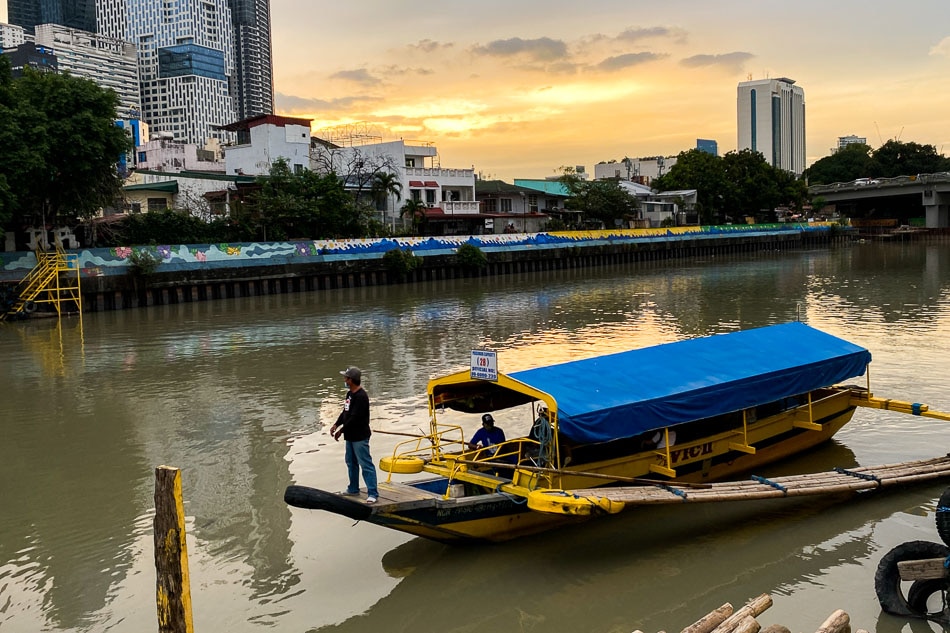 Boatman offers cheaper river-crossing service