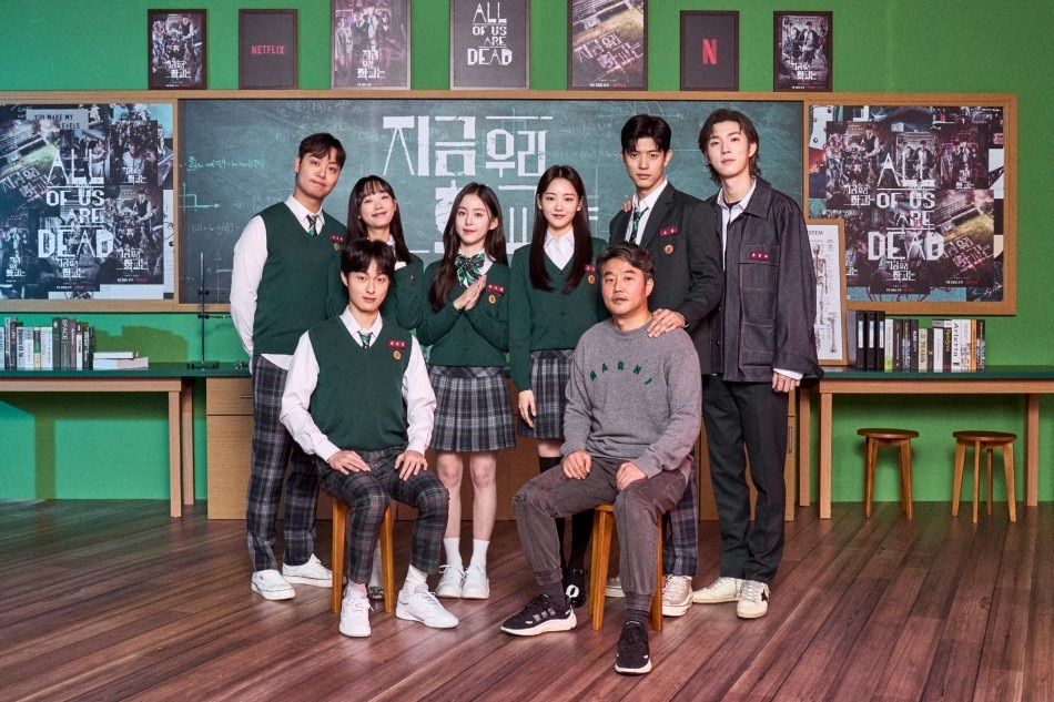 (From left to right, top row) Lim Jae-hyuk, Lee Yoo-mi, Park Ji-hu, Cho Yi-hyun, Park Solomon, Yoo In-soo, (bottom row) Yoon Chan-young and Director Lee Jae-kyoo at the press conference for ‘All Of Us Are Dead. Photo courtesy of Netflix